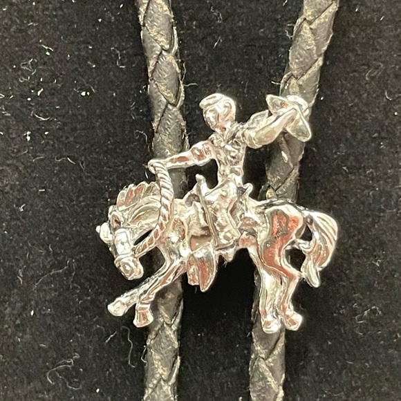 Bucking Bronco Bolo Tie - Picture 1 of 7